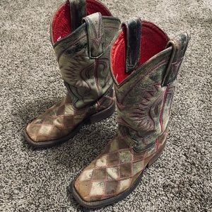 Macie Bean Girls 13 Square Toe boots